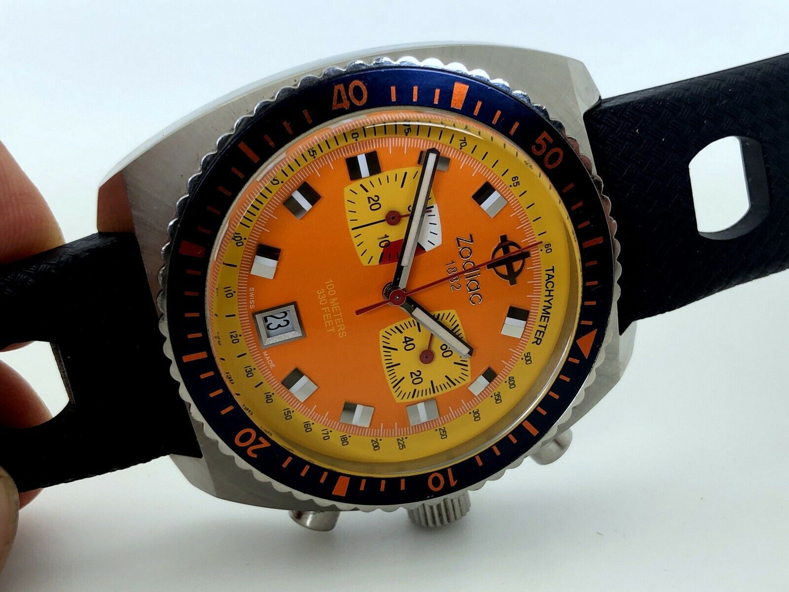 Zodiac SeaDragon Chronograph ZO2232 Orange Dial Rotating Bezel