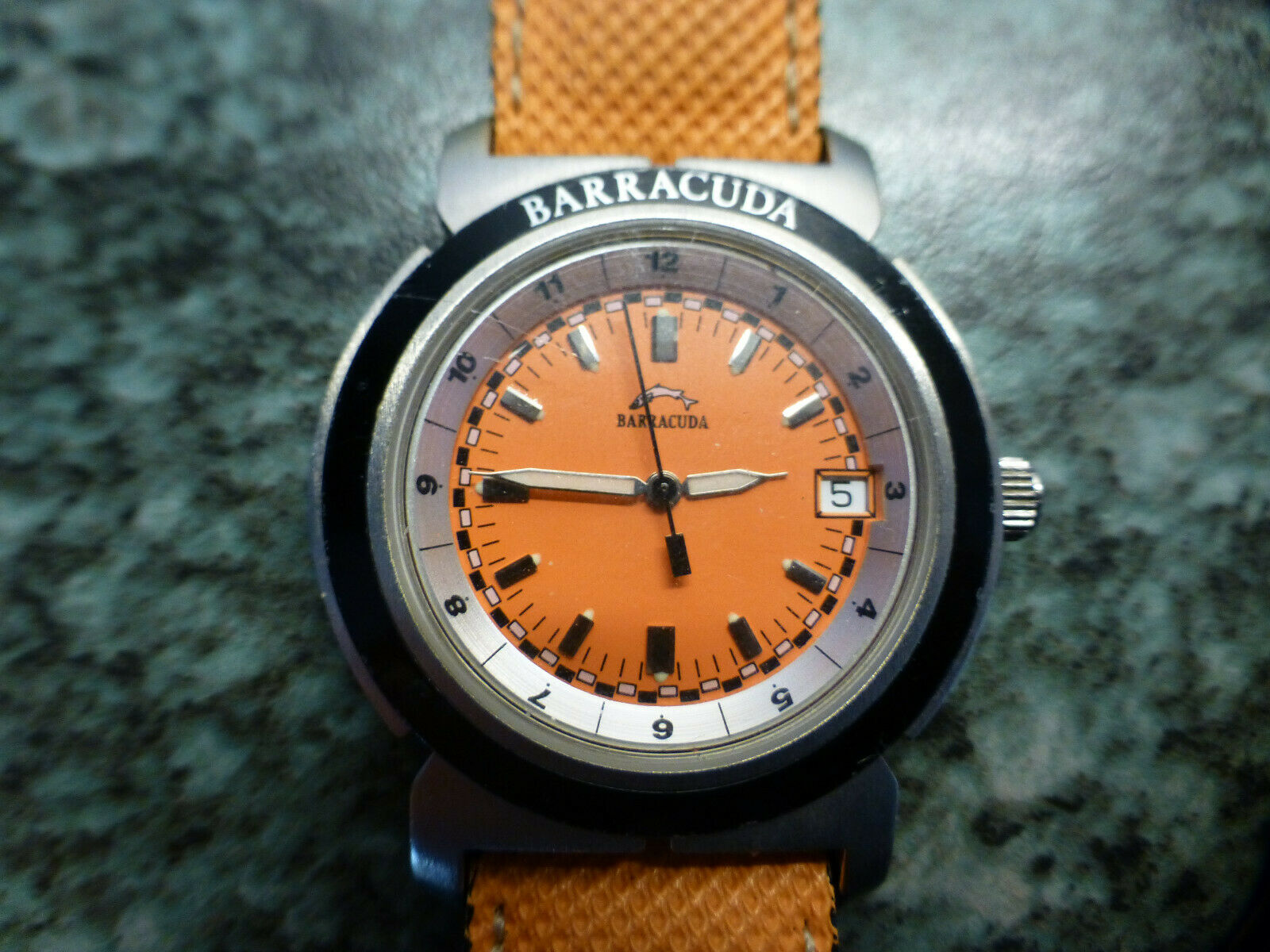 Montre Vintage Hard Technology Body Report Quartz - Cadran Bleu/blanc, Boîtier Acier, Années 80