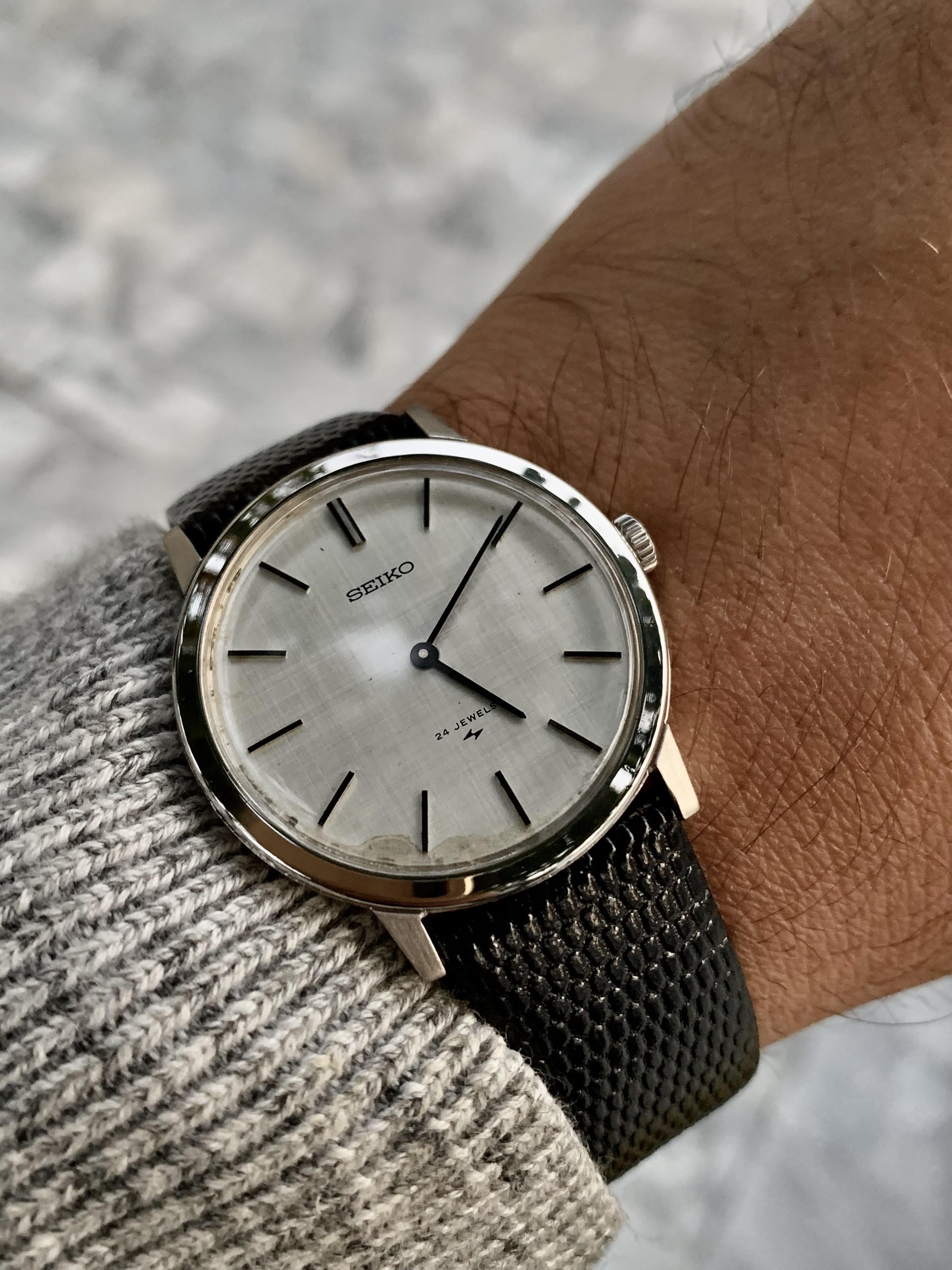 WTS] Seiko Chariot - 2559-0181 - JDM - Patina Linen Dial 1970 - 24