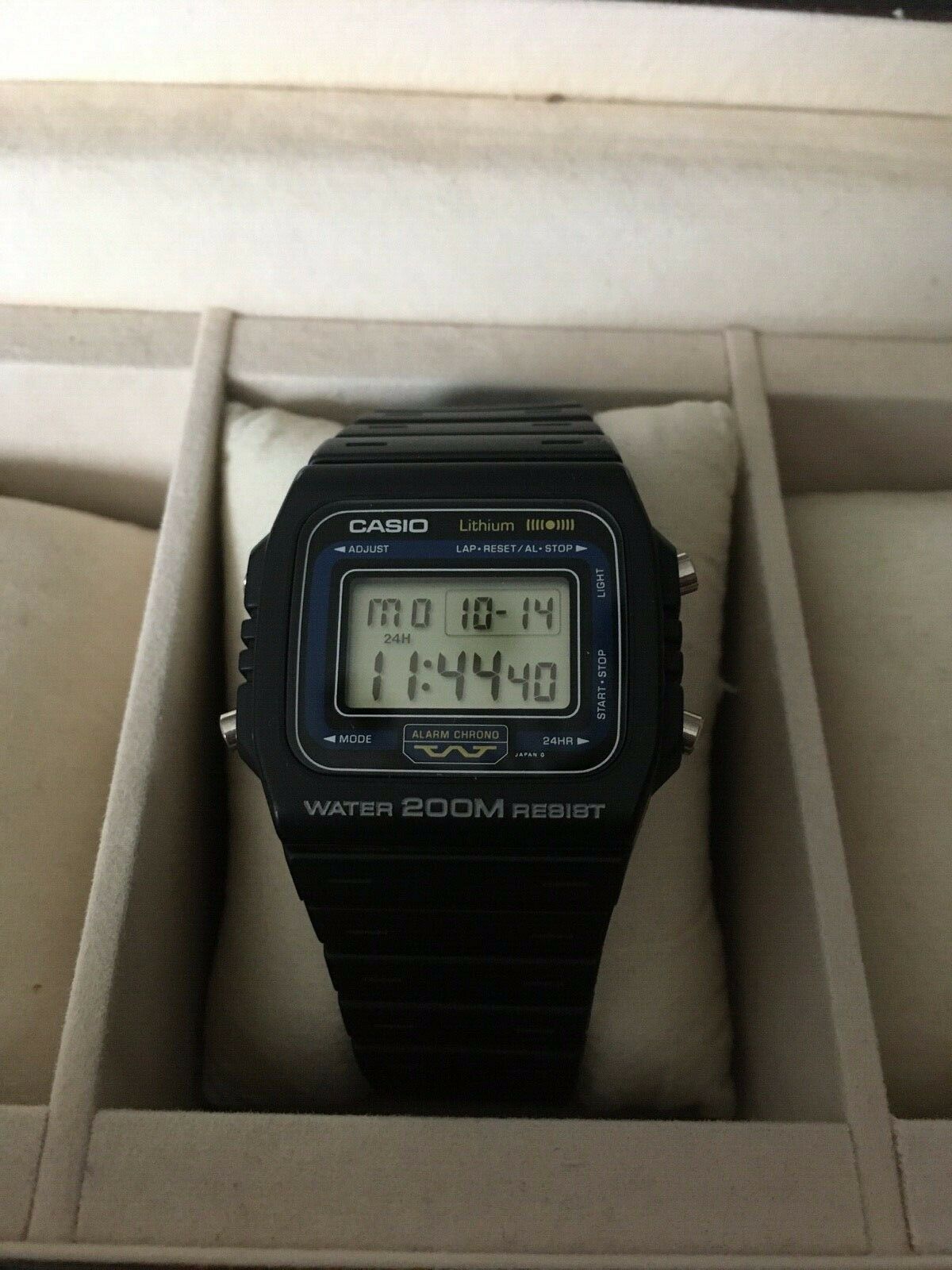 NOS Casio DW-210 HD Pre-G-Shock 200m Module 548 Watch Japan 