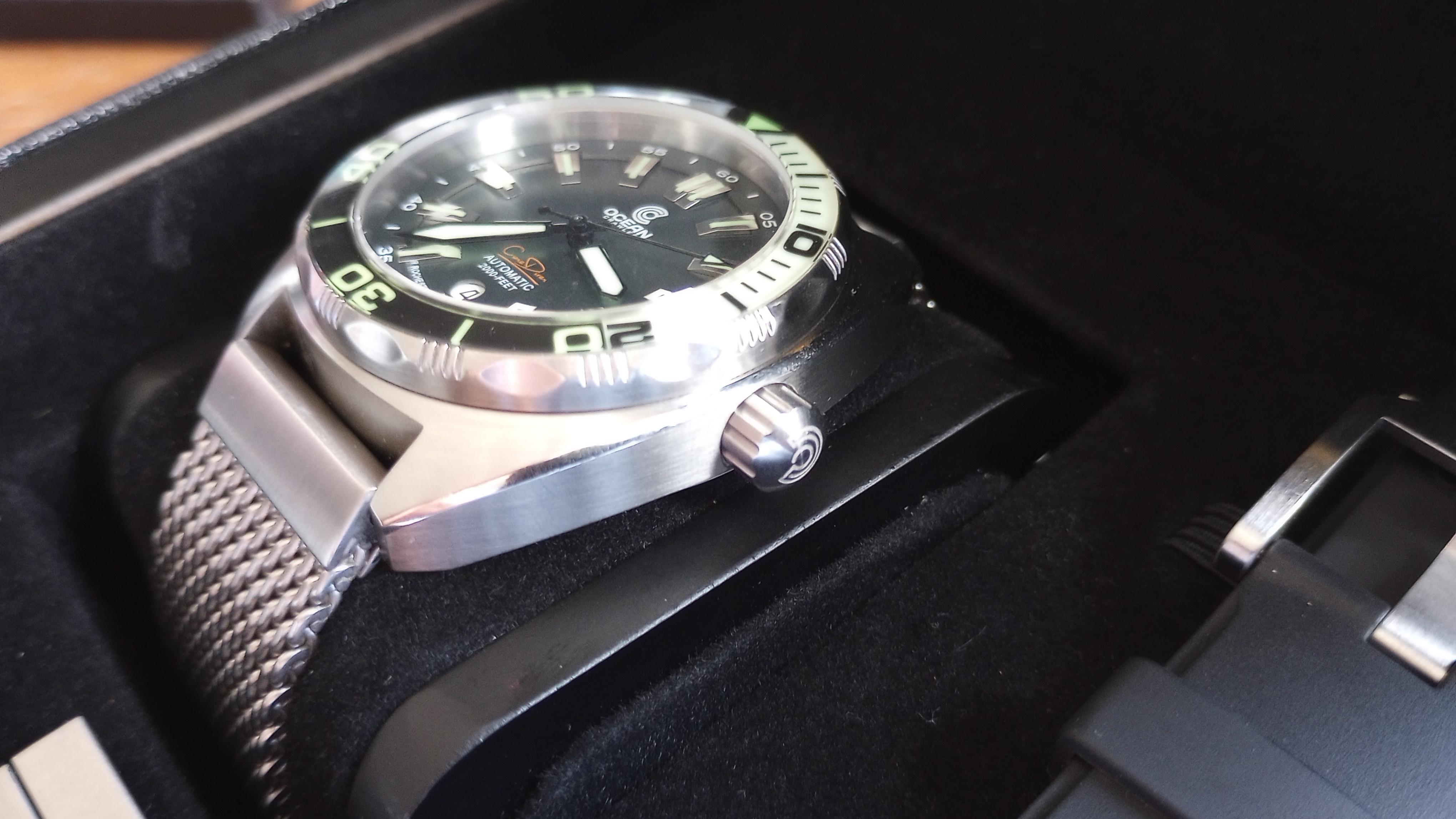 Men's Rochees Quartz Wrist Watch In Black Color Dial Analog Display Good  Looking | eBay