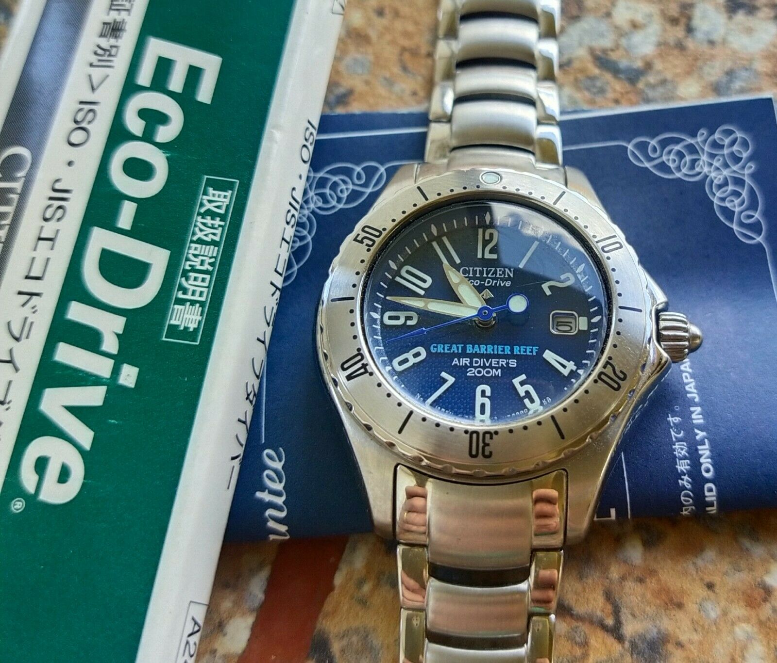 Citizen Eco-Drive Analog Quartz Ladies Great Barrier Reef Air Dive PMA56-2831 Citizen Promaster Marine 200m Diver PMA56-2831 Solar Watch  main image 3