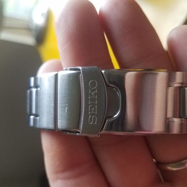 Turtle SRP OEM Seiko bracelet -- great shape! | WatchCharts Marketplace