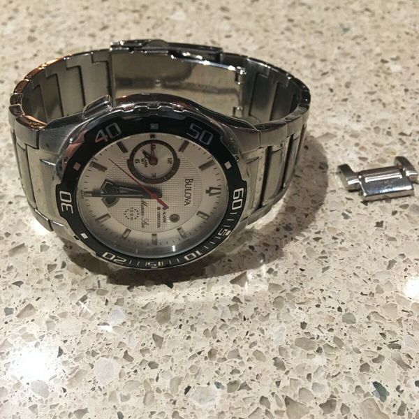 bulova 98a000