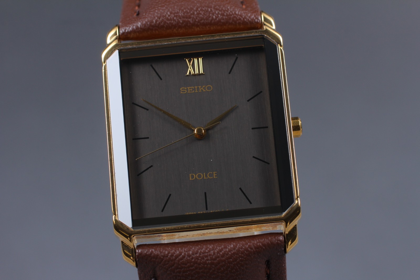 Near MINT] Vintage SEIKO Dolce 5E31-5B90 25mm Black Dial Quartz