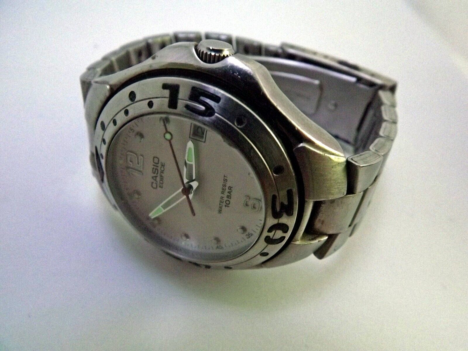 CASIO EDIFICE EF-102 メンズ腕時計 動作未確認　W144 CASIO EDIFICE EF-102, WHITE DIAL, 100Mt. MENS STAINLESS
