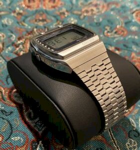 (最終値下げ) SEIKO セイコー　腕時計　A039-5000 希少　ジャンク Seiko A039-5000 Vintage LCD Watch Rare With Alarm | WatchCharts