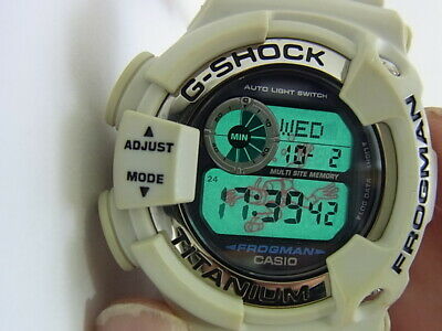 G-Shock Frogman DW-9900 LG-8JR Men in White Gray Titanium Diver's