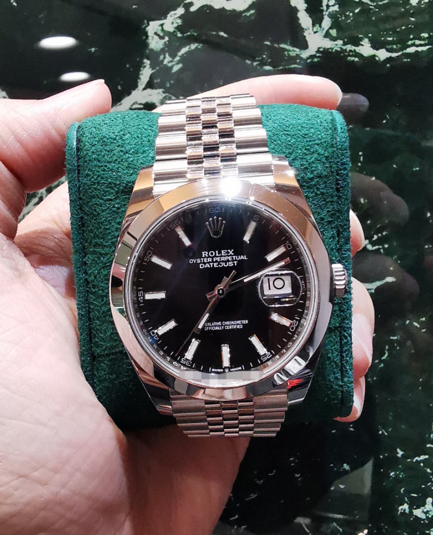 Datejust 41 black online dial jubilee