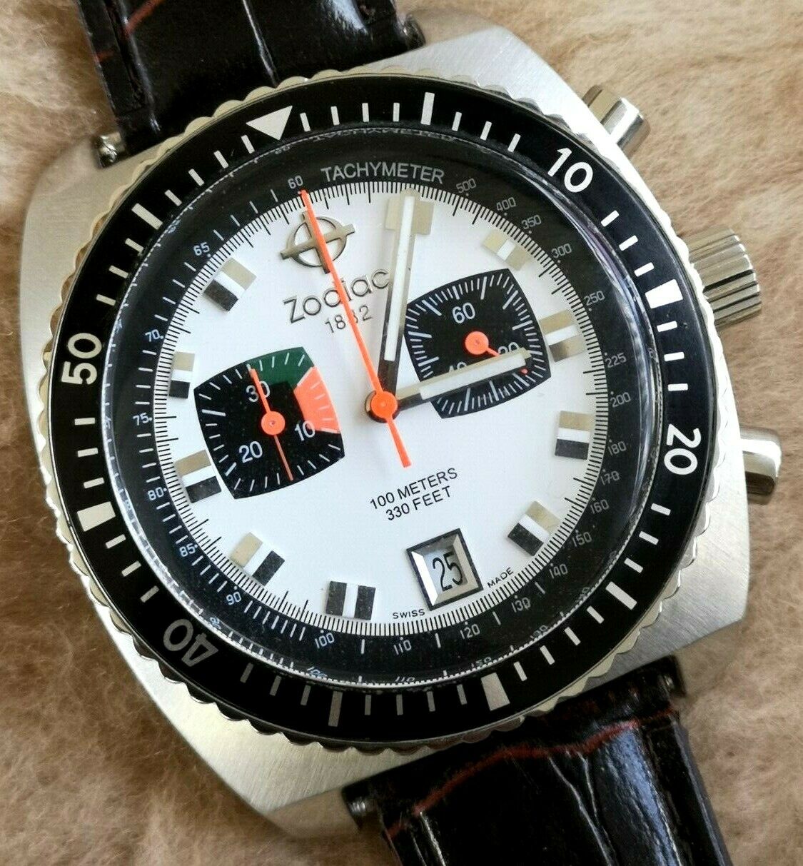 ZODIAC SEA DRAGON ZO2211 Chronograph PANDA Dial St. Steel 42mm