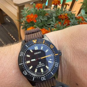 Vintage 1988 SEIKO Quartz Diver watch [SCUBA 200m] 5H25-6030