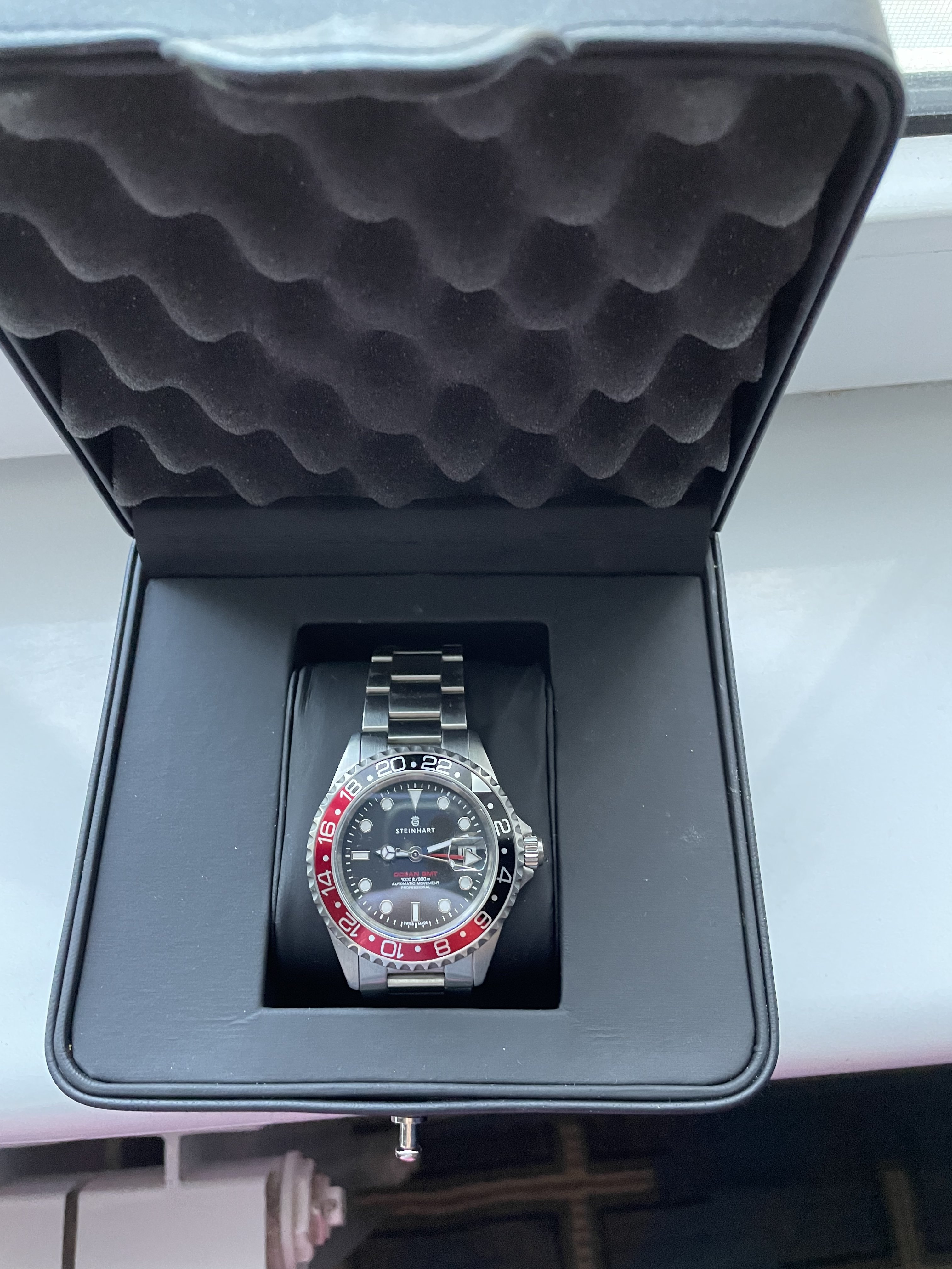 Steinhart gmt sale black red