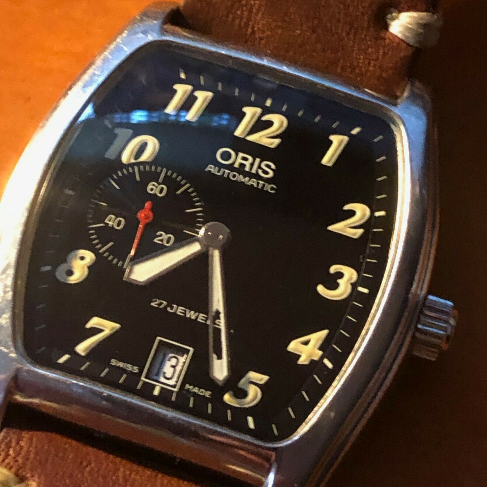 Oris tonneau shop regulator 7471