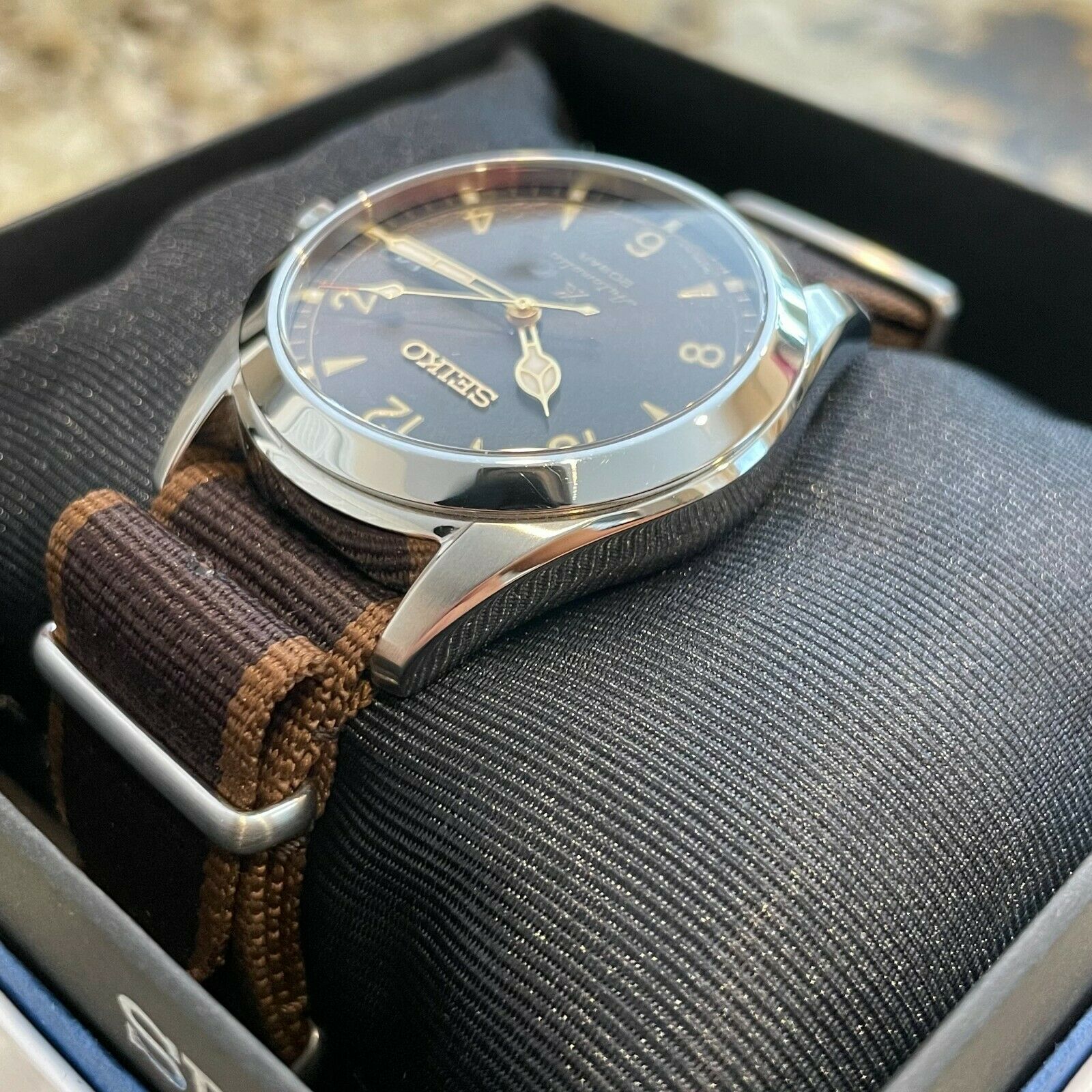 seiko prospex alpinist spb211j1