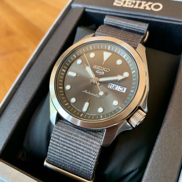 Seiko SRPE61 Grey Dial 40mm BNIB | WatchCharts