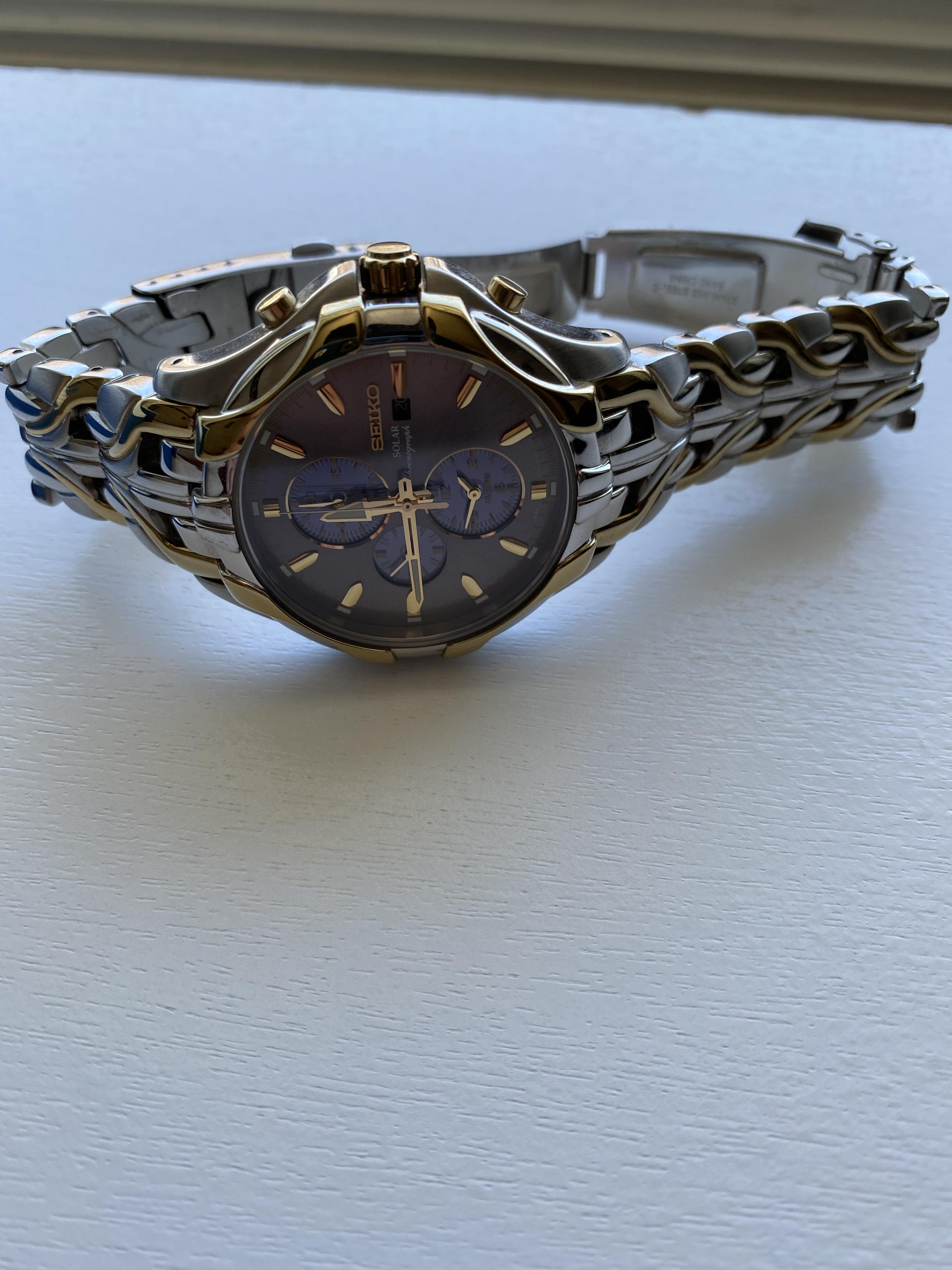 WTS] Seiko Excelsior SSC139 in two-tone gold/silver | WatchCharts 