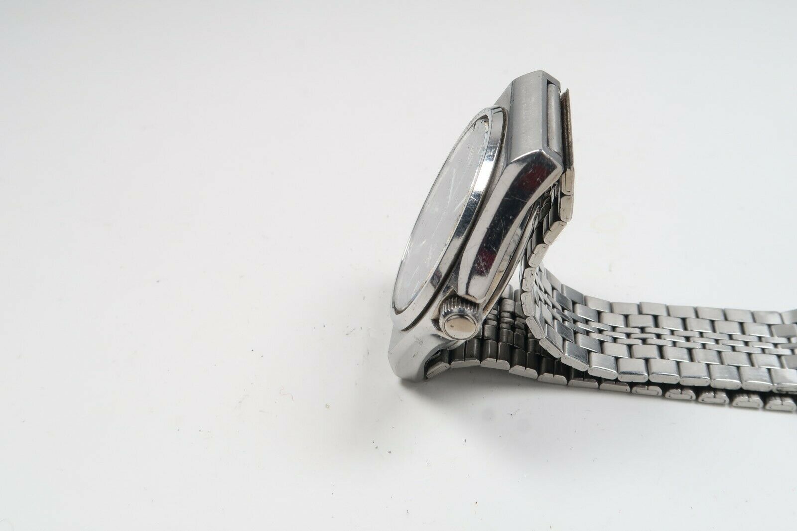 Vintage SEIKO QUARTZ SILVERWAVE 7121-7020 Black Dial STAINLESS 