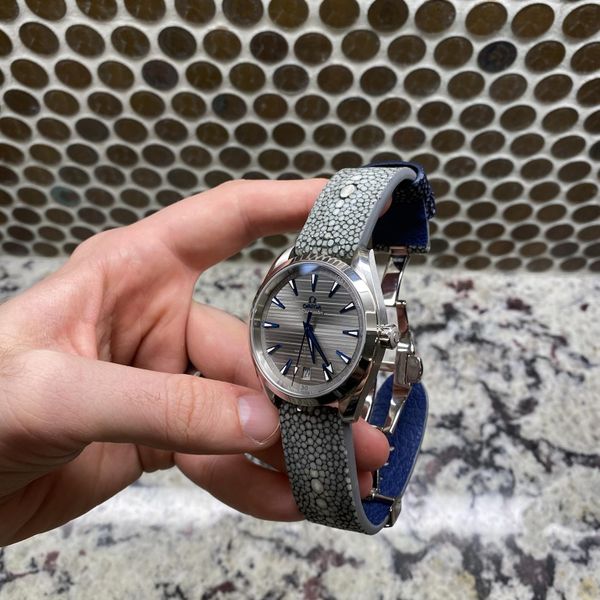 [WTS] Aaron Bespoke / combat straps gray double pearl stingray strap