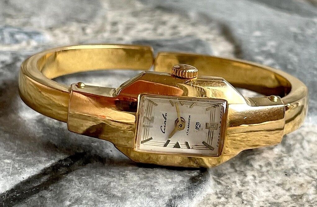 Vintage SLAVA 1600 USSR 60s wrist watch Gold Plated 17