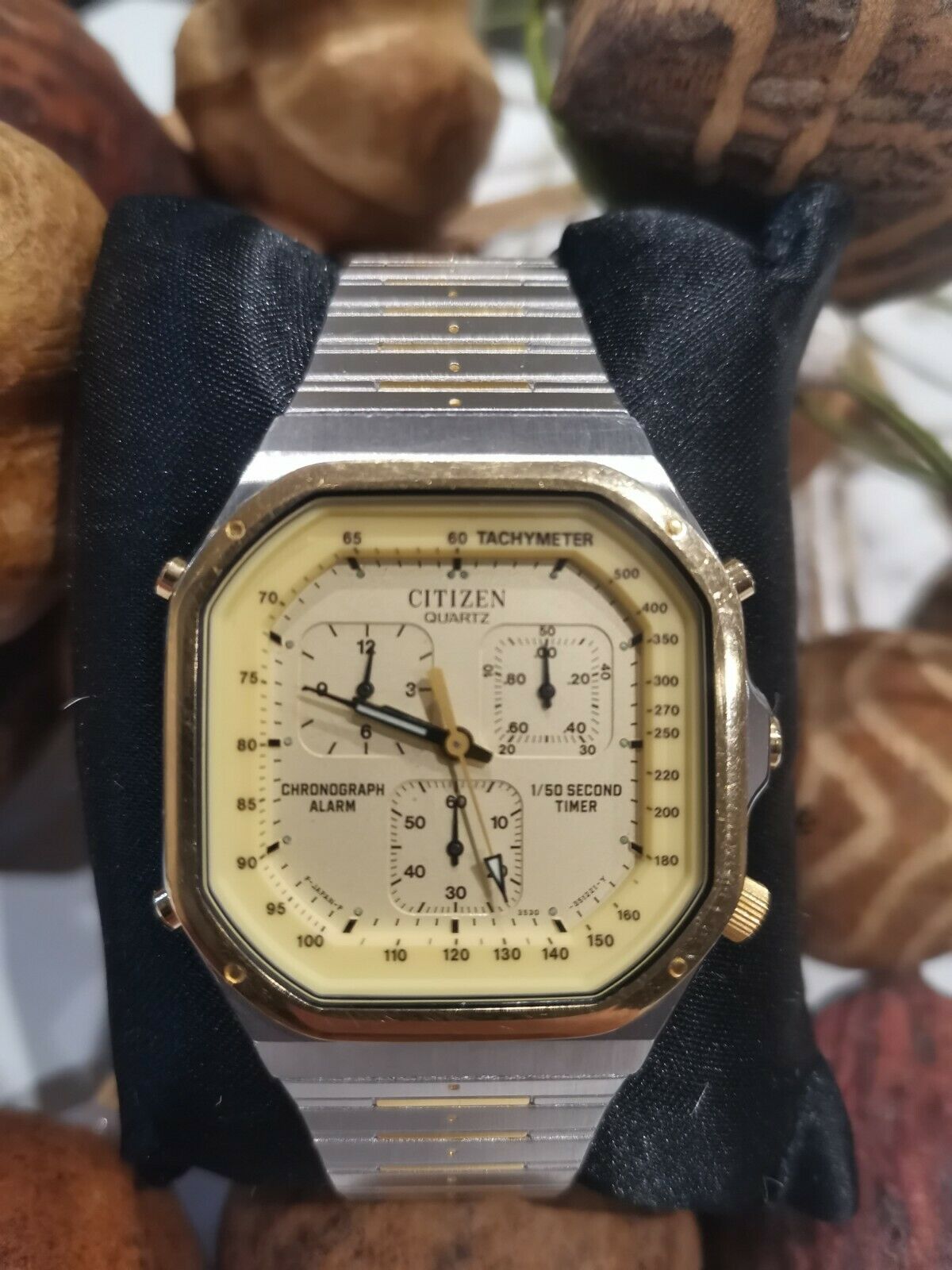 Citizen Quartz Analog Chrono Alarm Timer 37-1025 Vinyage Rare