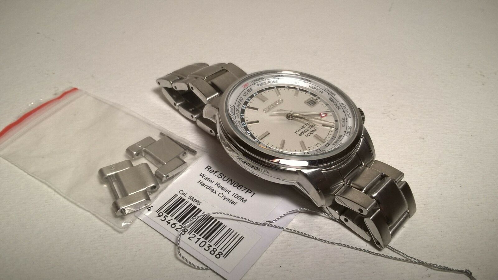 Mint Seiko 5m85 0af0 Sun067p1 Kinetic Gmt Word Time Watch Full Set Watchcharts