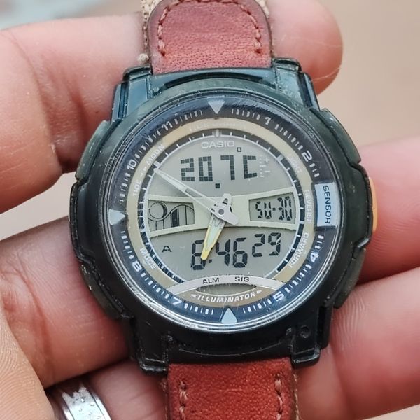 Montre Homme Vintage Numérique - Chronographe, Alarme, Boîtier 45mm, Vendue Pour Pièces