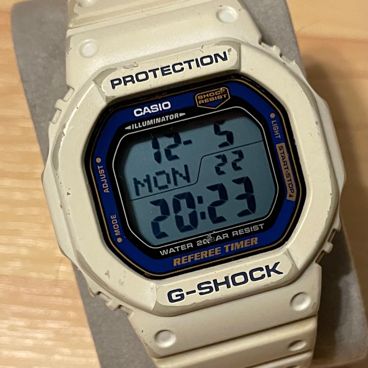 Rare 2006 FIFA W杯 限定 Casio Referee Timer Referee TImer G-Shock DW-56RT 2006 FIFA Worldcup edition - YouTube