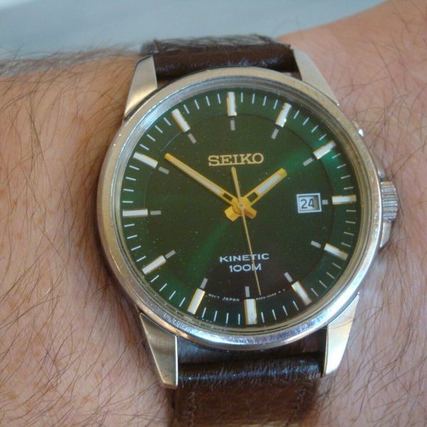 Seiko 5M620CZ0. Rare green dial model gents watch. SKA533