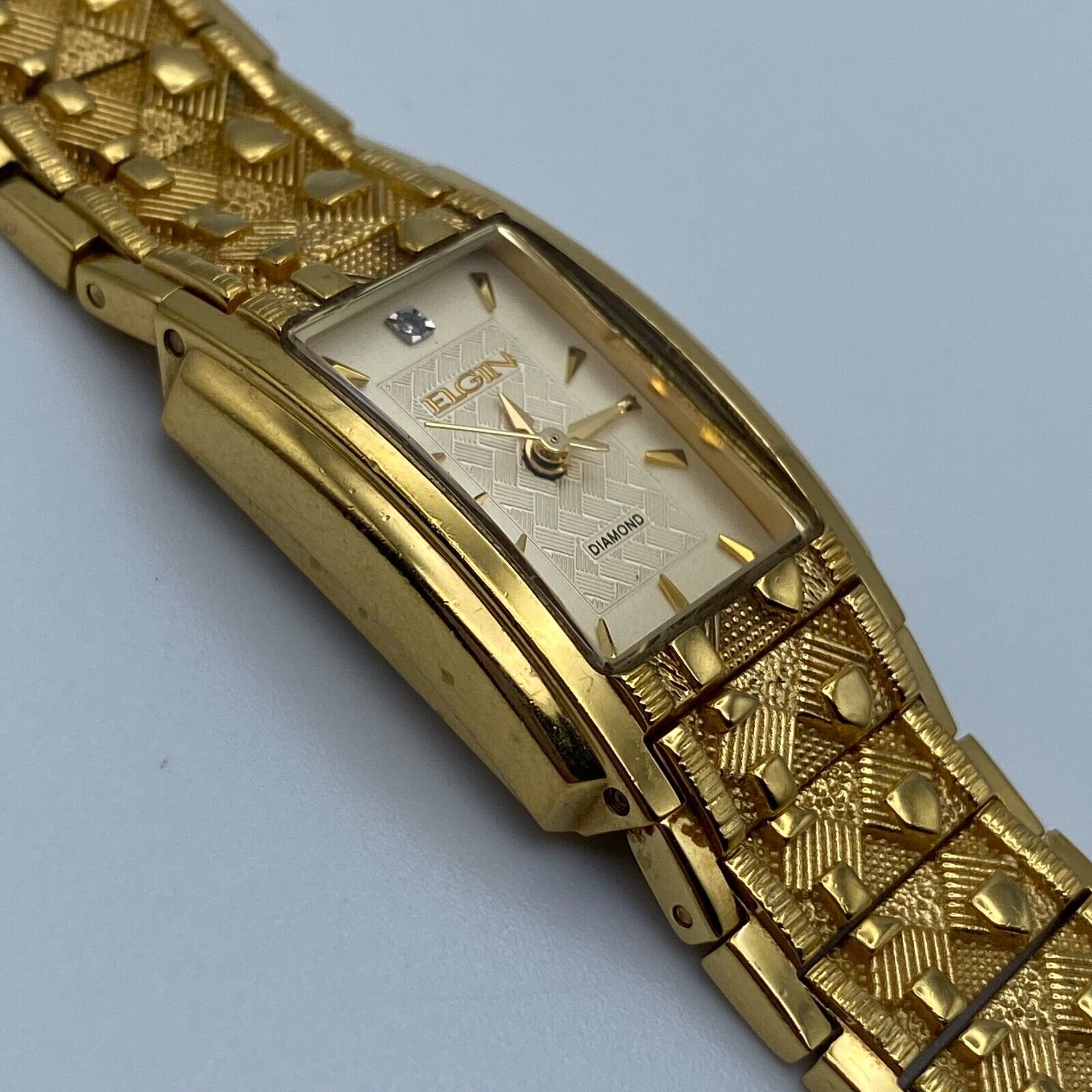 Vintage Elgin Gold Tone Stainless Steel Quartz Womens Watch