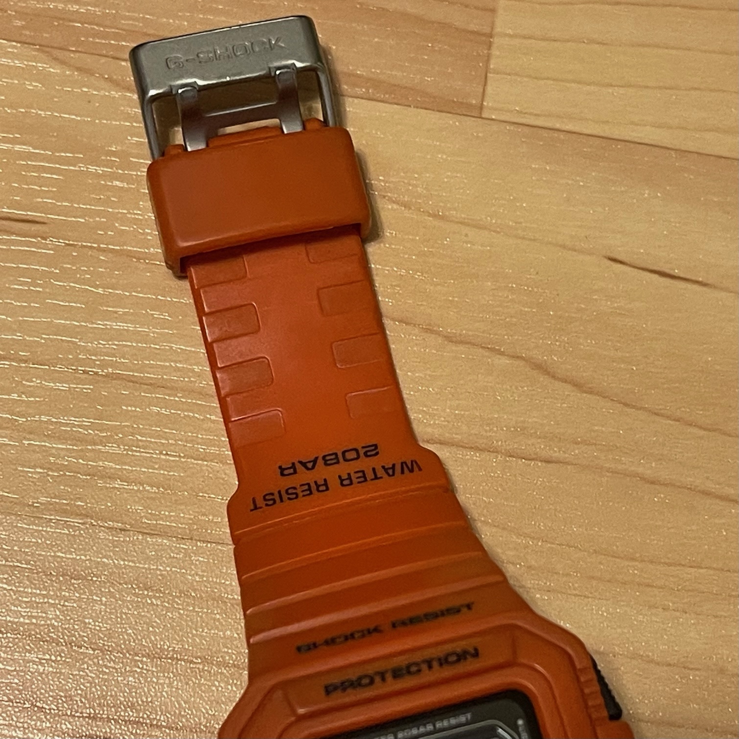 WTS] Casio G-Shock DW-D5500MR-4 Rescue Orange Square Negative 