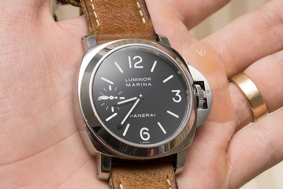 Panerai Luminor PAM 111 G Series with painted dial 4 straps