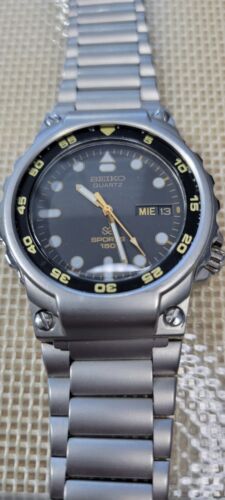 Vintage Seiko 5H23 6379 SQ Sports 150 NEEDS NEW MOVEMENT