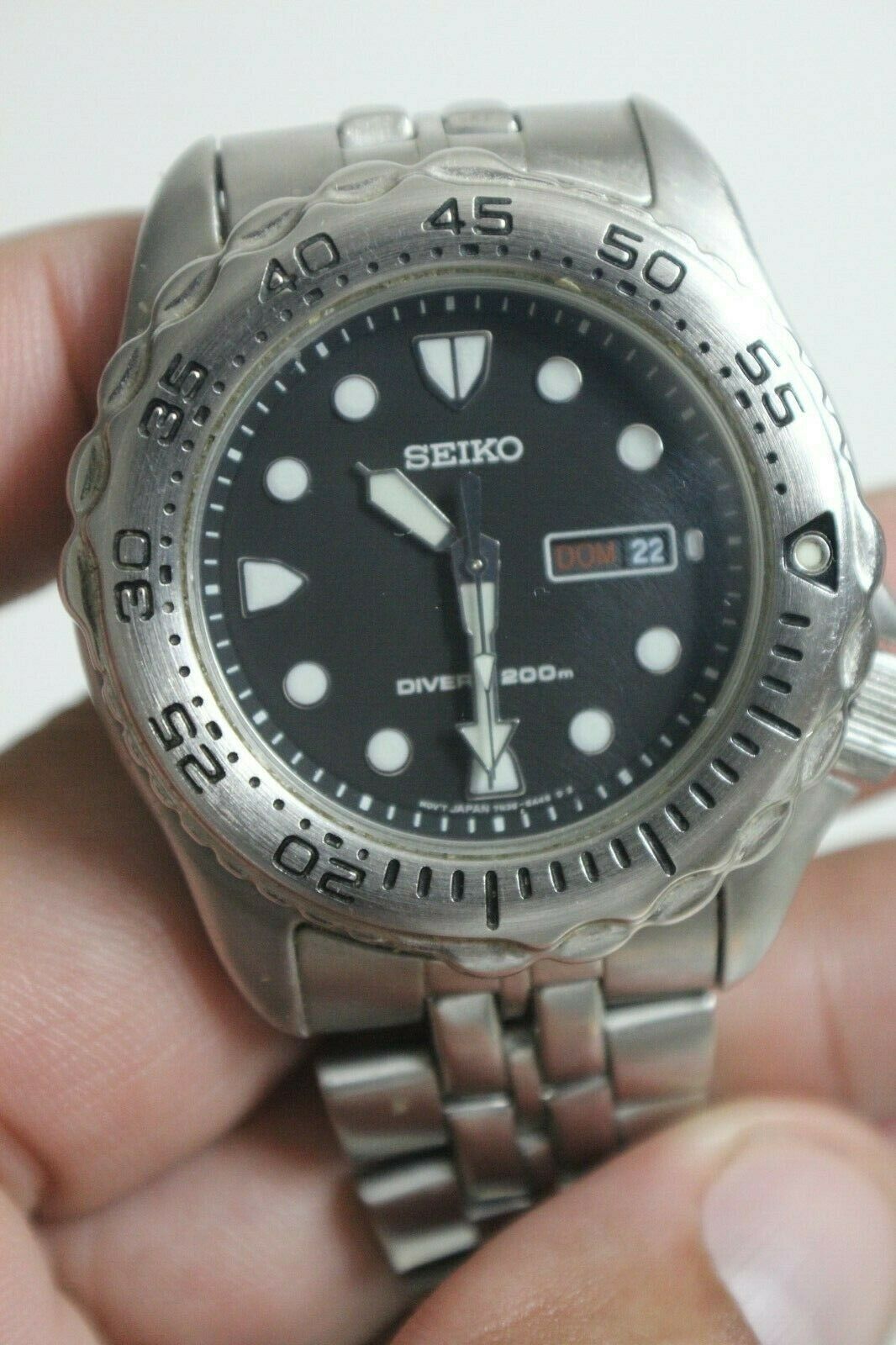 Vintage SEIKO Quartz Diver's 200M Men's Watch 7N36-6A49 | WatchCharts