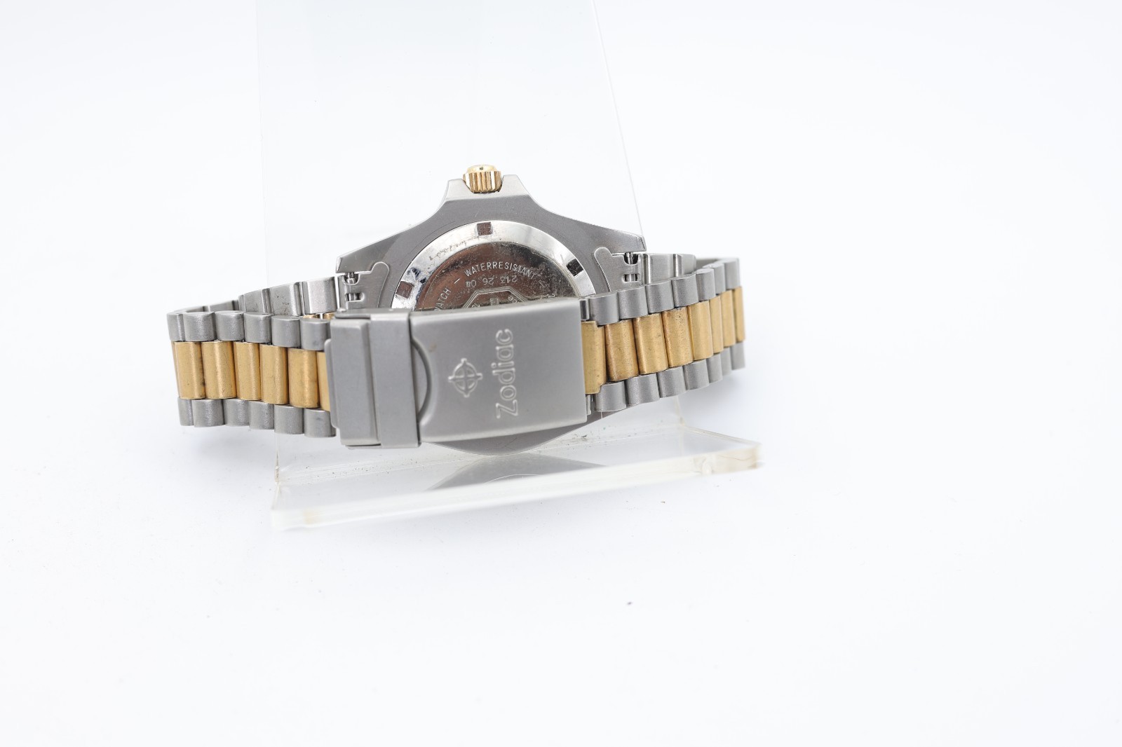 ZODIAC PROFESSIONAL 200M SWISS DIVER 36mm, ref. 213.26.04 WRIST