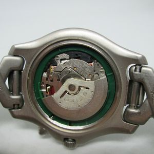 SEIKO AGS SCUBA 200M DATE 3M22-0B10 TITANIUM QUARTZ MENS DIVER