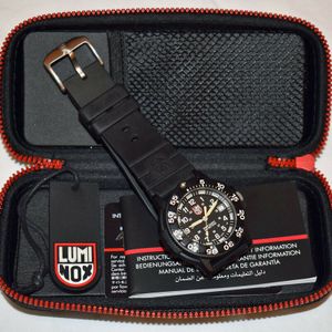 LUMINOX Series 3000/3900 V3 Navy Seals Men's Wristwatch | WatchCharts