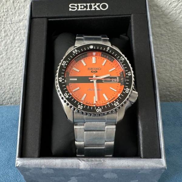 Seiko 5 Sports Special Edition Silver Dial Silver Steel Strap Watch For Men - SRPK09K1