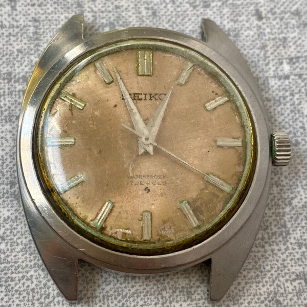 RARE Vintage Seiko 66 8040 Waterproof Manual Winding 17J Beige