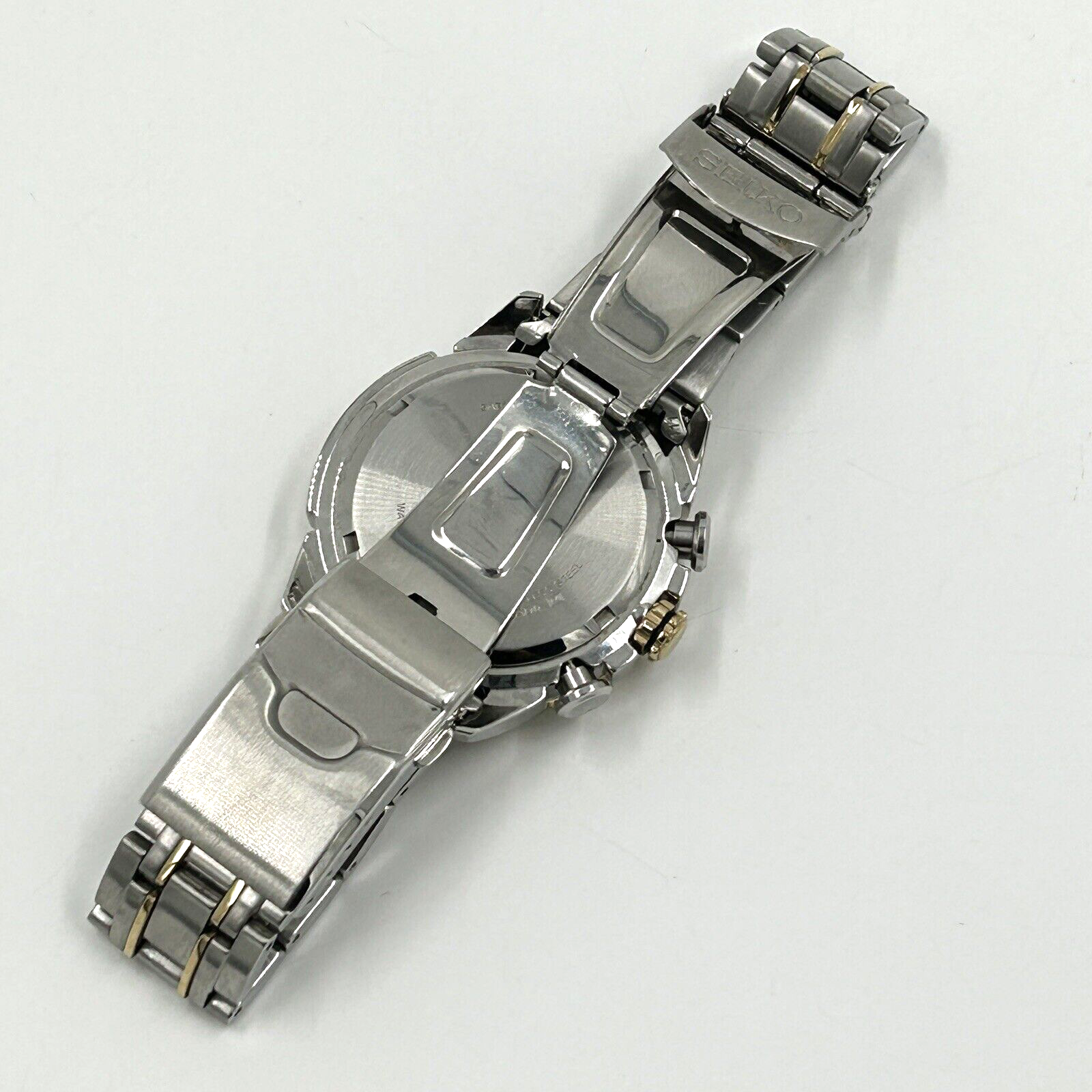 SEIKO　ソーラー　V195-0AD0 SSC507PX Seiko Prospex Men's V195-0AD0 Chronograph Stainless Steel