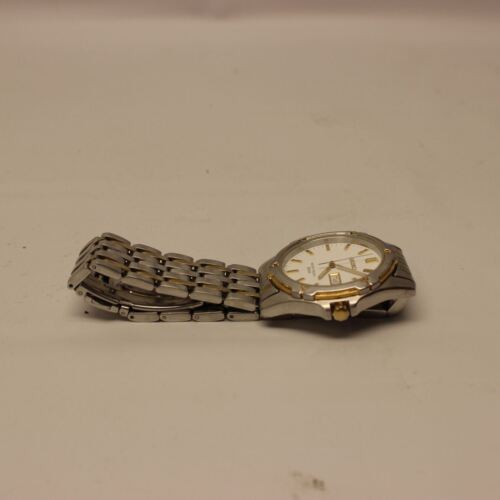 Vintage Seiko Water Resistant St Steel Base Metal Bezel Watch for