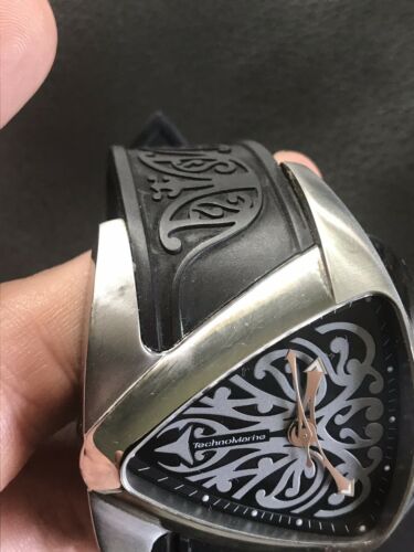 TECHNO MARINE MAORI DESIGN クォーツ時計 Technomarine Maori collection silver tattoo 1.8 CTW Diamond