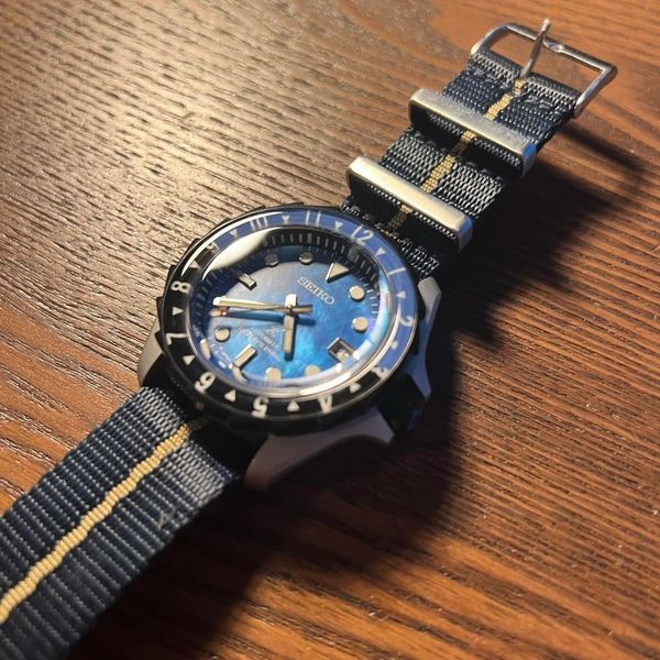 [WTS] Custom build, Seiko NH36A, box saphire, lumed chapter ring and ...