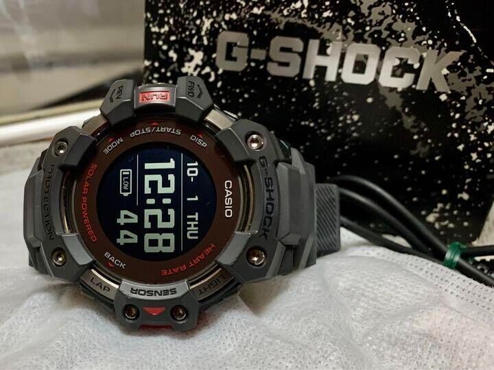 楽天市場】 G-SHOCK G-SQUAD グレー GBD-H1000-8JR