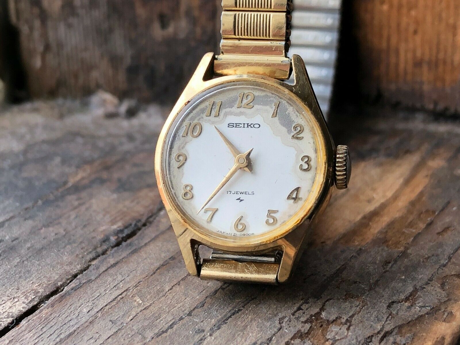 AUTHENTIC Nice Vintage Ladies SEIKO 17 JEWELS.21-0091,12 Hour,Hand