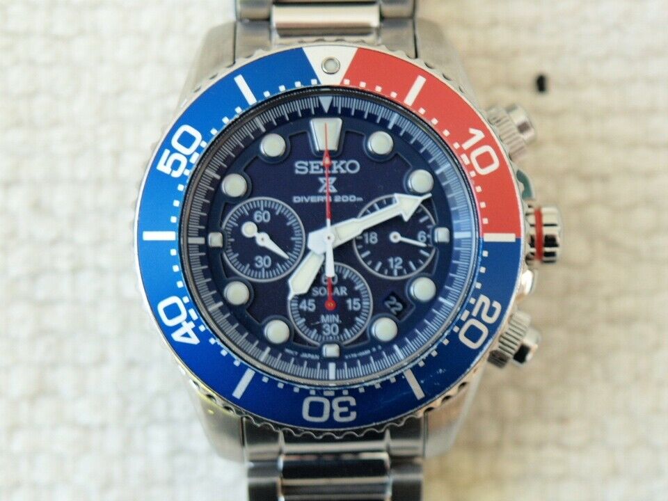 Seiko Solar Chronograph Pepsi cal V175-0AD0 Diver's 200m WR Mens