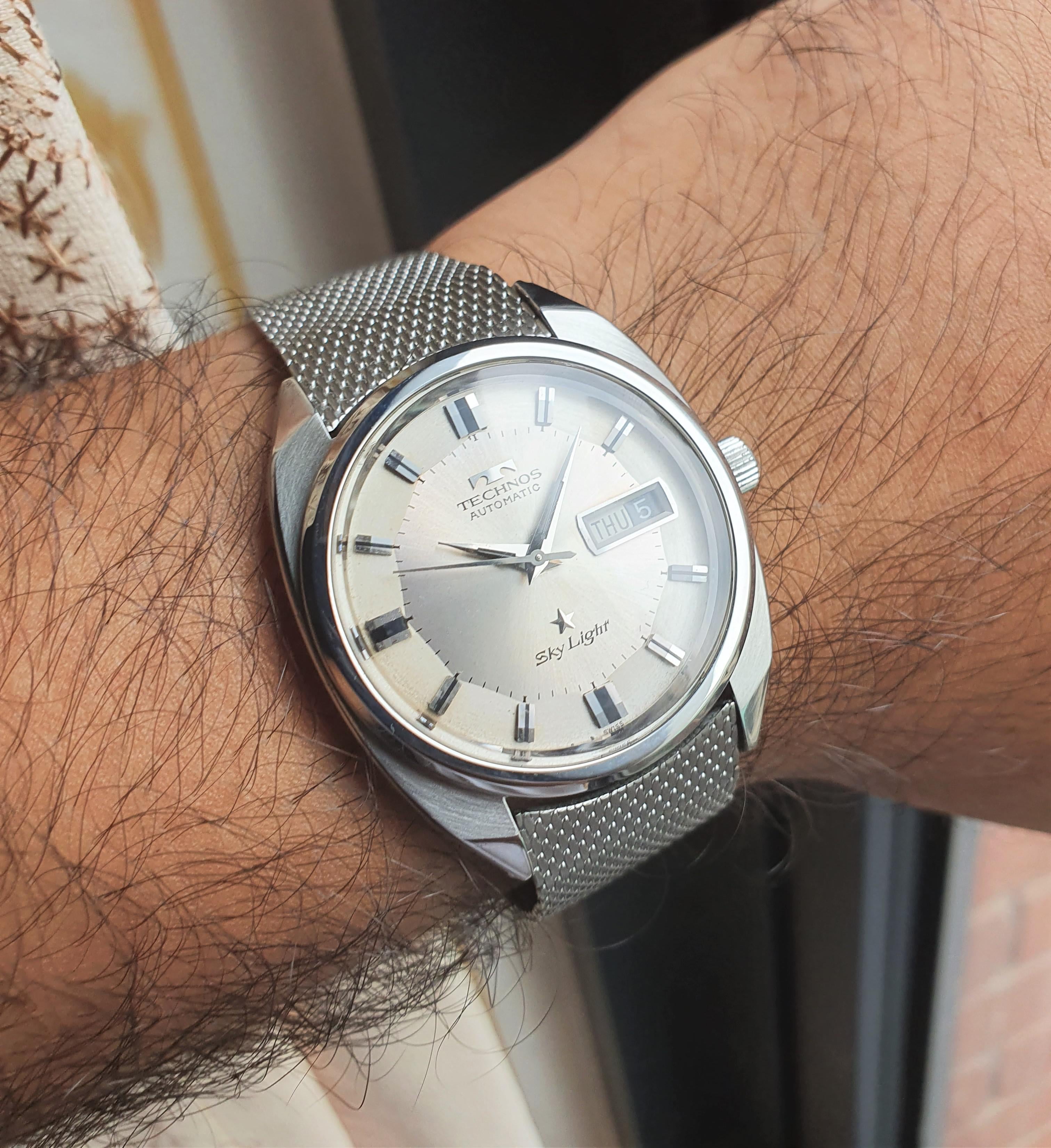 WTS] Technos Sky Light White dial Swiss Retro Vintage Sport Watch 