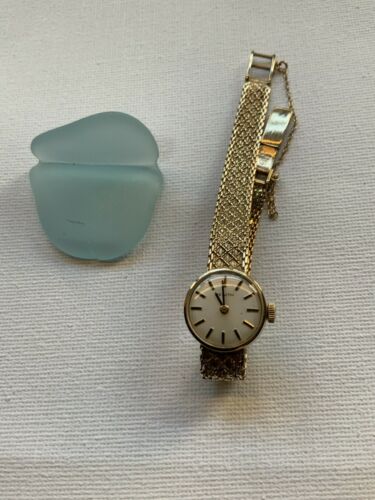 Zenith 9ct hotsell gold ladies watch