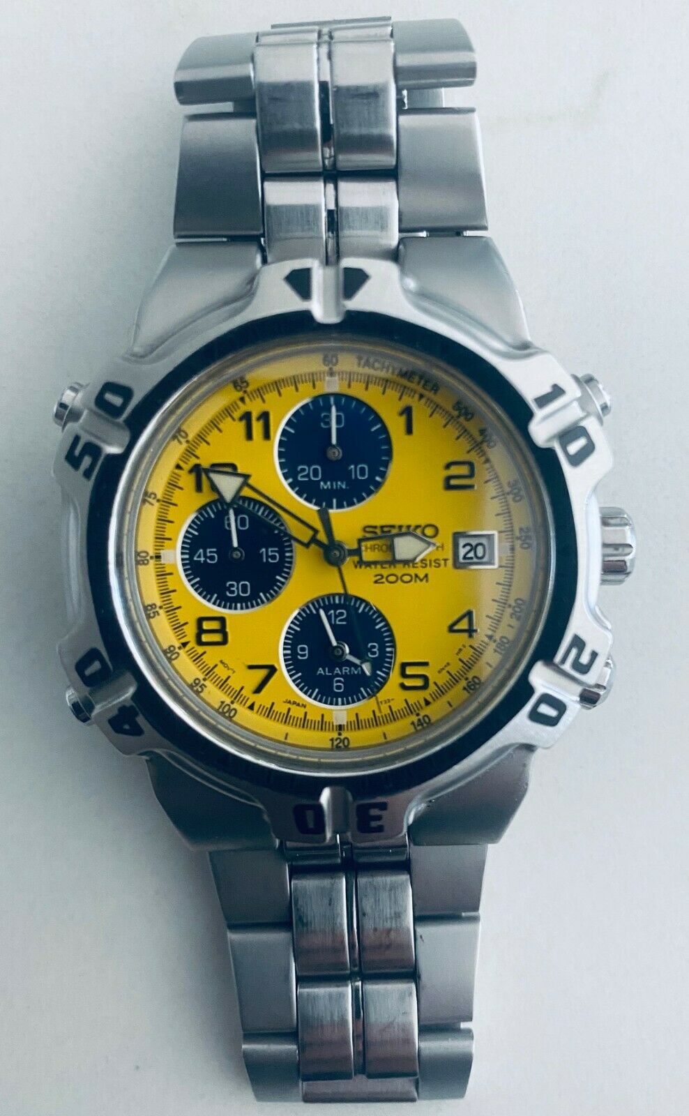 Seiko Stainless Steel RARE Chronograph Men's Wrist Watch Yellow 7T32-6K19  200m | WatchCharts