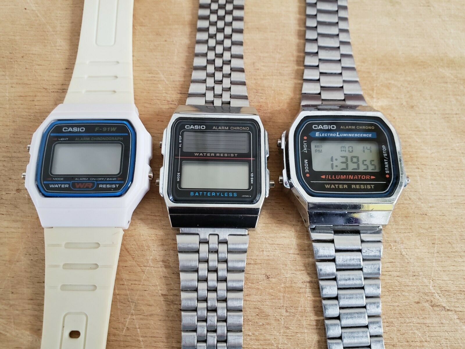 casio 1572 a168 price