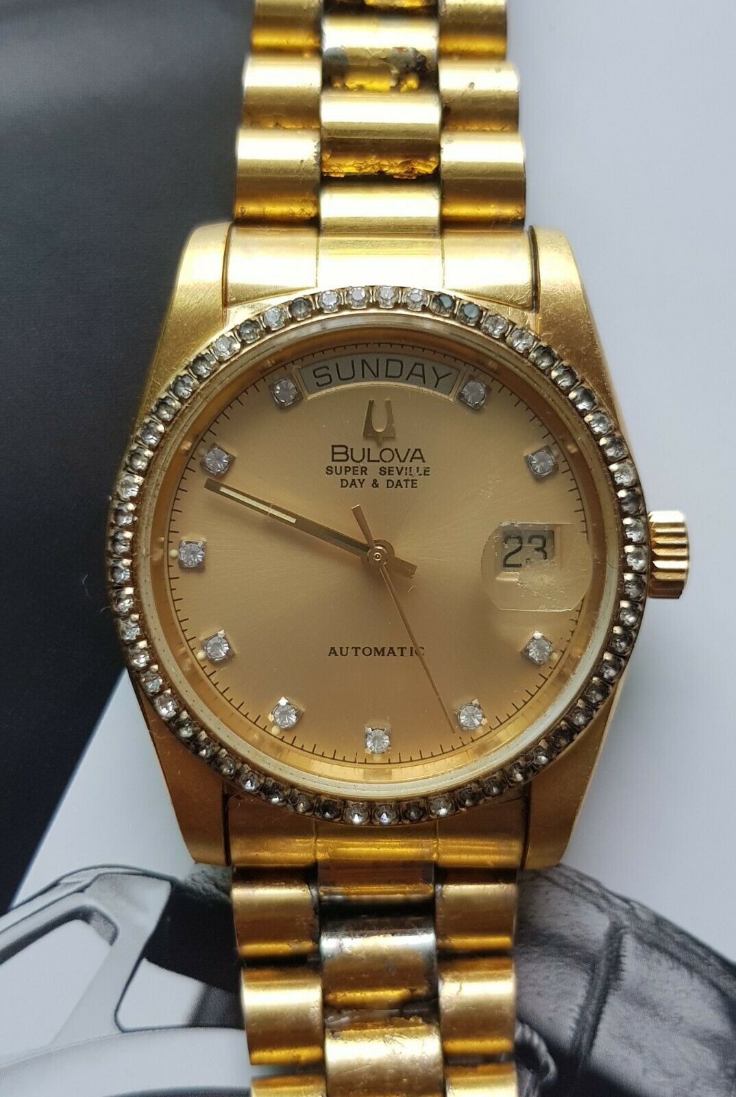 Bulova Super Seville President Day Date Gold Diamond Mens 
